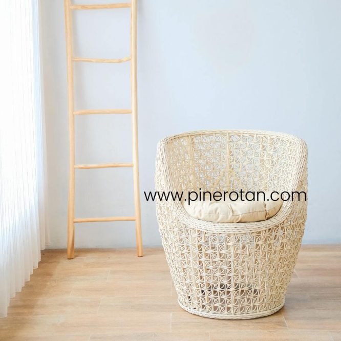 Set Meja Kursi Teras Minimalis Pine Rotan Sintetis Warna Krem - Romen Terrace Set - Cream