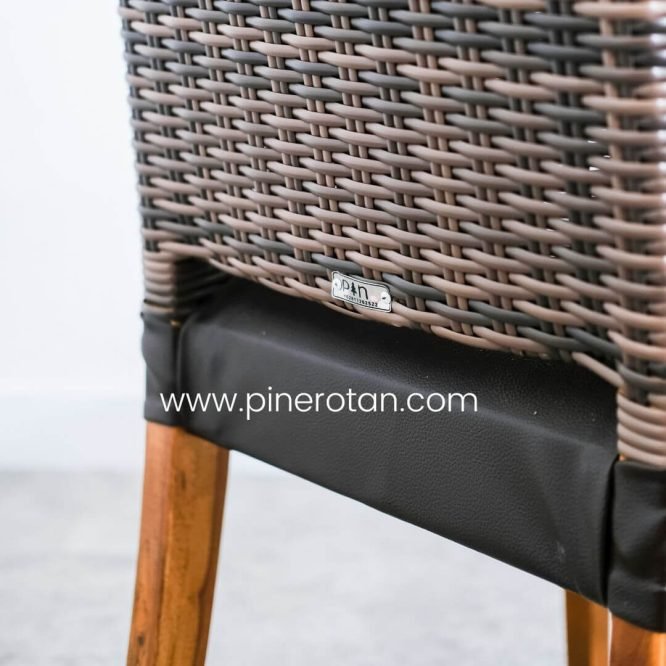 Kursi Makan Rotan Sintetis / Kursi Makan Minimalis / Albana Chair - Croco.