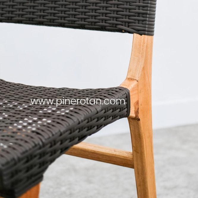 Kursi Makan Rotan Sintetis / Kursi Makan Kayu / Kursi Makan Minimalis - Prominade Chair