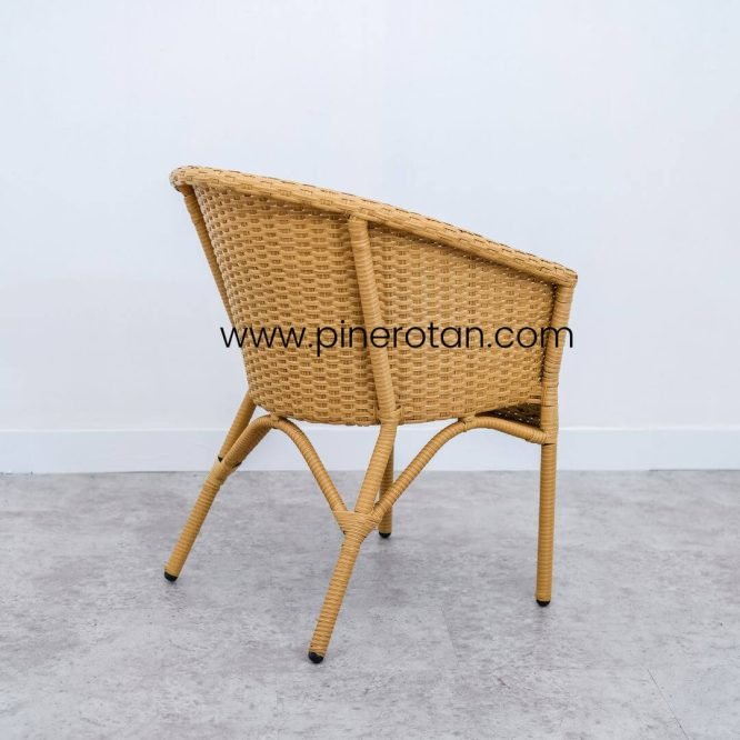Set Meja Kursi Teras Rotan Sintetis Minimalis / Kursi Outdoor Pine Rotan - Kingstone Terrace Set - Pine Side Table
