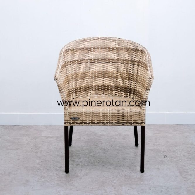 1 Set Meja Tamu Rotan Sintetis / Kursi Tamu - Kingstone Living Set 4x1 – Kenko Coffee Table