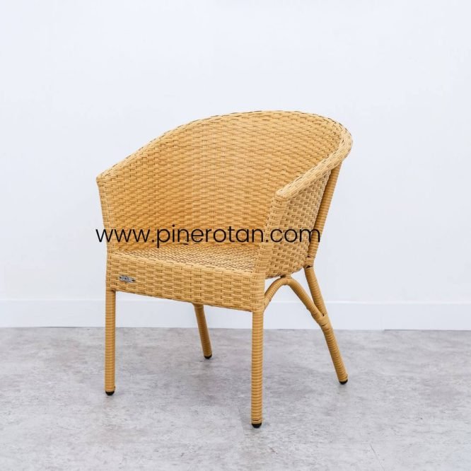 Set Meja Kursi Teras Rotan Sintetis Minimalis / Kursi Outdoor Pine Rotan - Kingstone Terrace Set - Pine Side Table