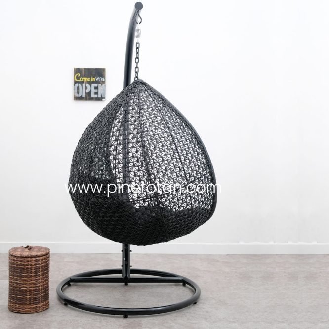 Bandulan Rotan Sintetis