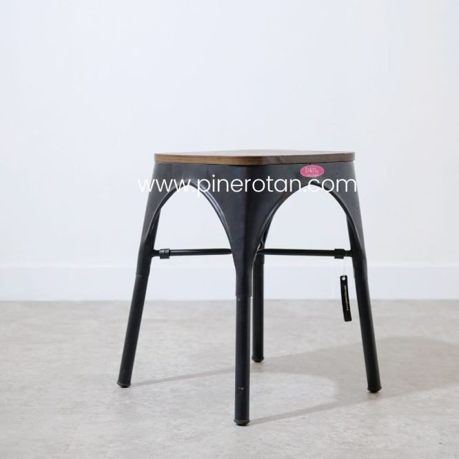 Kursi Cafe Vintage Kotak - Kiko Stool Minimalis Unik - 2025