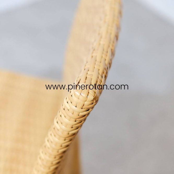 Set Kursi Rotan Sintetis / Kursi Bar Tinggi Set Meja - Tropical Bar Set - Simple Bar Stool - Plain Honey.