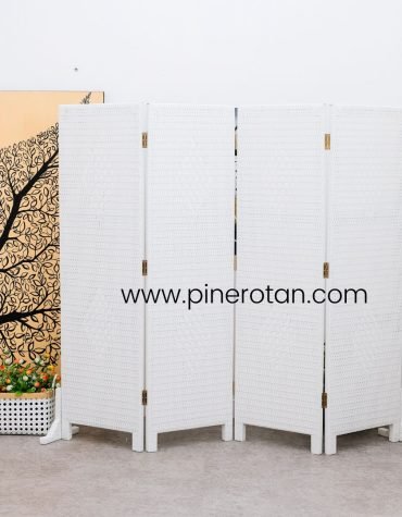 Pembatas Ruangan Rotan Sintetis - Alonzo White 4 Panel