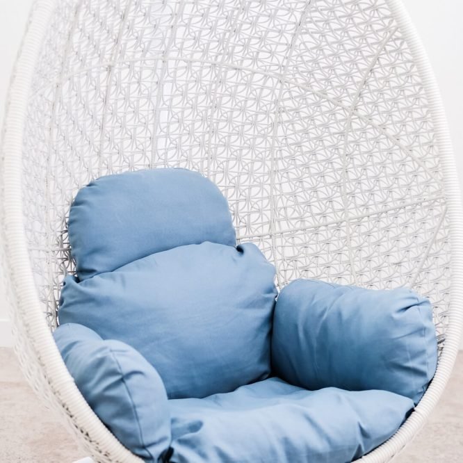 Ayunan Rotan Gantung - Egg Hanging - White