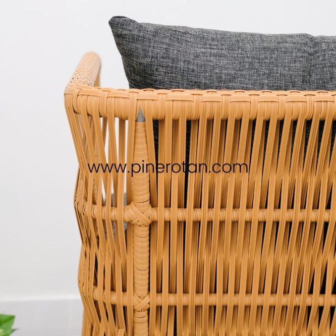 Sofa Outdoor Sintetis Rotan - Salute 3 Seat - Nat Honey