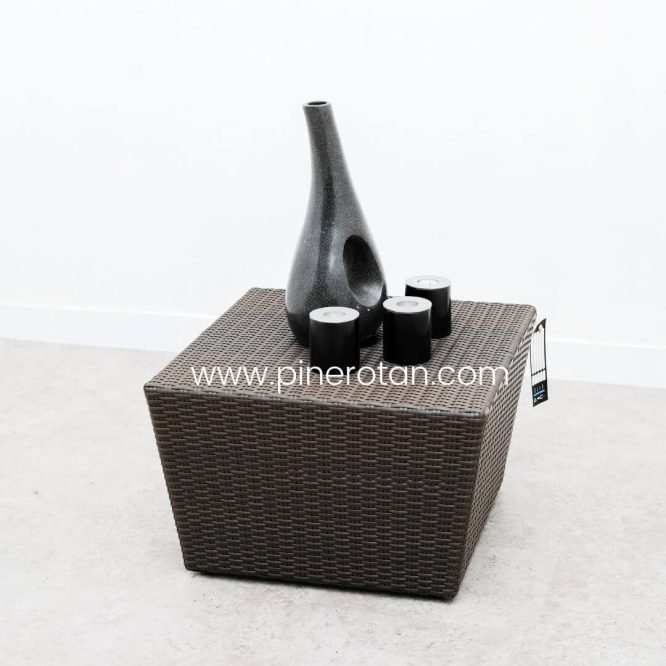 Meja Payung Rotan Sintetis - Umbrella Table - Brown