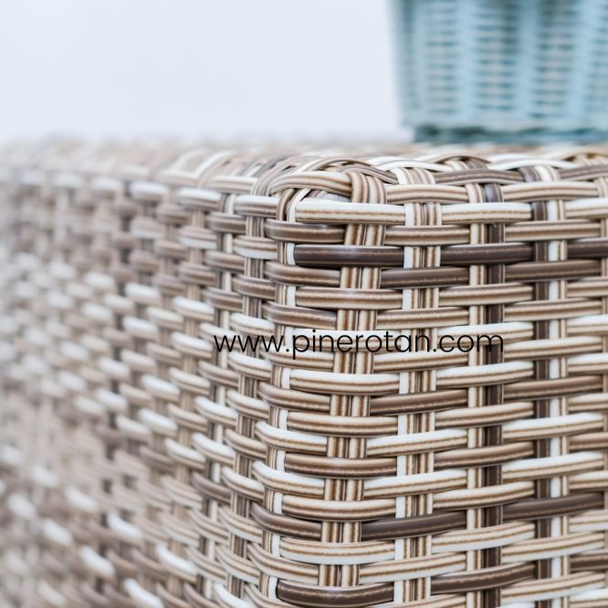 Set Kursi Meja Teras Rotan Sintetis / Kursi Rotan Minimalis - Kingstone Terrace Set - Kenko Side Table - Shisil.