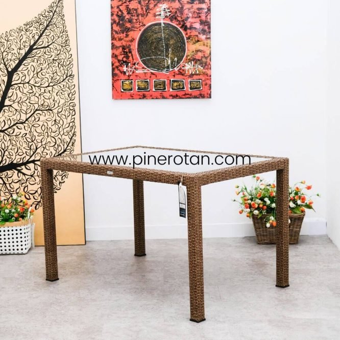 Meja Makan Rotan Sintetis - Esmeralda DT - Red Pulut