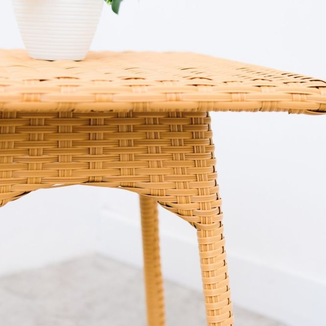 Set Meja Kursi Teras Rotan Sintetis Minimalis / Kursi Outdoor Pine Rotan - Kingstone Terrace Set - Pine Side Table