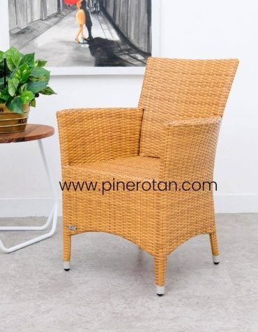 Kursi Tamu Rotan Sintetis - Kenko AC - Plain Honey