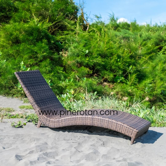 Sunbed Rotan Oudoor