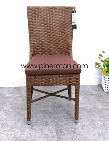 Kursi Makan Rotan Sintetis - XO Chair
