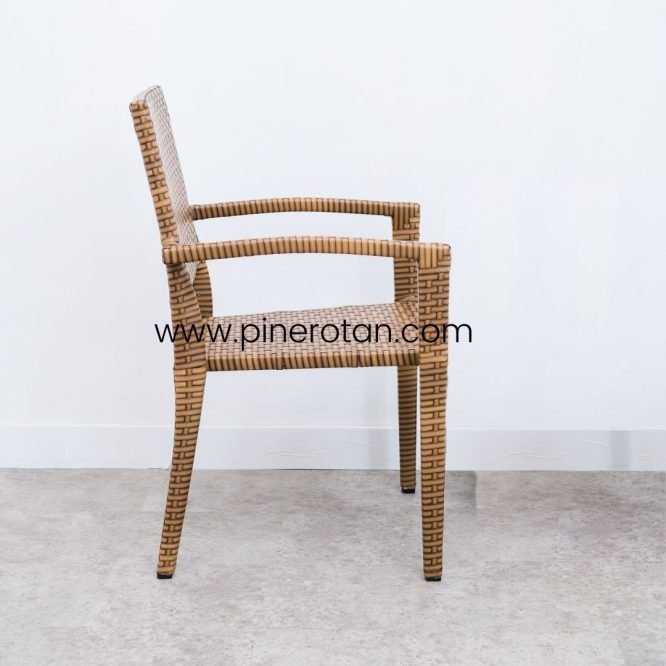 Kursi Rotan Sintetis / Kursi Teras Minimalis - Mexico Arm Chair - Red Pine.