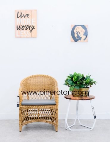Kursi Teras Rotan Sintetis - King Arthur - Honey