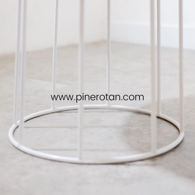 Set Meja Teras Rotan Sintetis / Kursi Teras Minimalis / Salute Terrace Set - Milan Table - Natural Honey.
