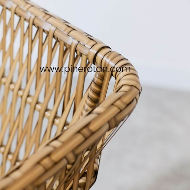 Set Meja Kursi Teras Taman Outdoor Pine Rotan Sintetis / Salute Terrace Set - Pine Side Table - Red Pine.