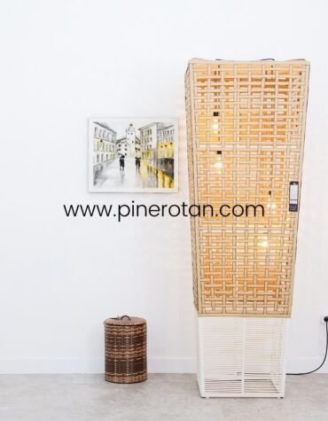 Lampu Ruangan Merah Flamingo - Flamingo Lamp - Red Pine White