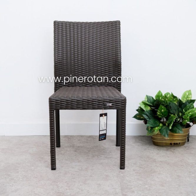 Kursi Makan Anyaman Rotan - Bean Chair Dark Brown