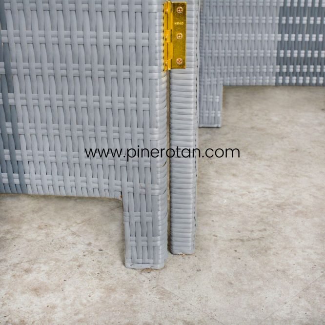 Pembatas Ruangan Pine Rotan 5 Panel Light Grey Dark Grey - Alonzo Sketsel.
