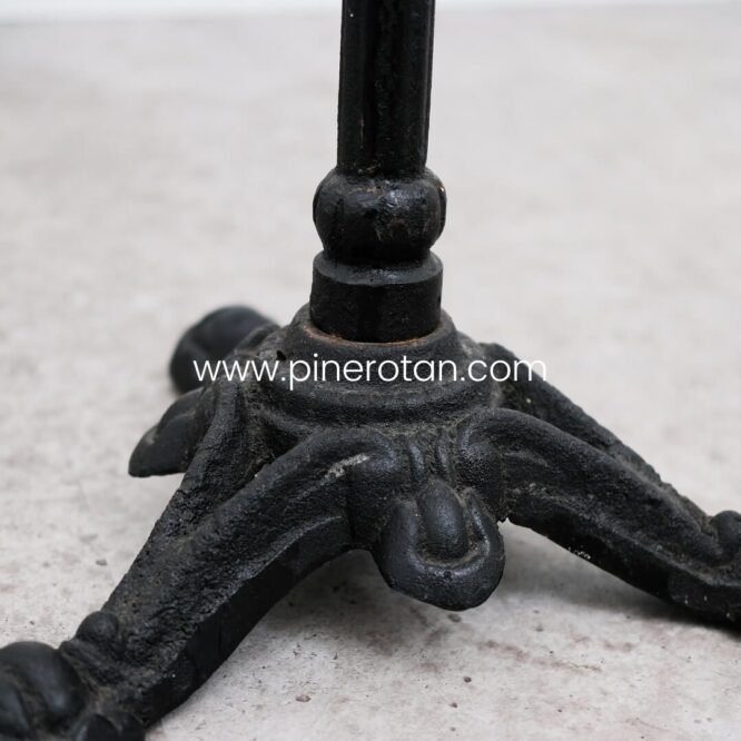 Meja Biru Vintage Patrol - Patrol Side Table Blue