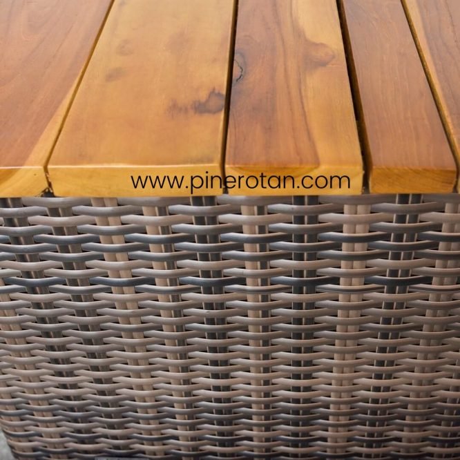 Meja Kayu Outdoor - Square Wood Table - Croco