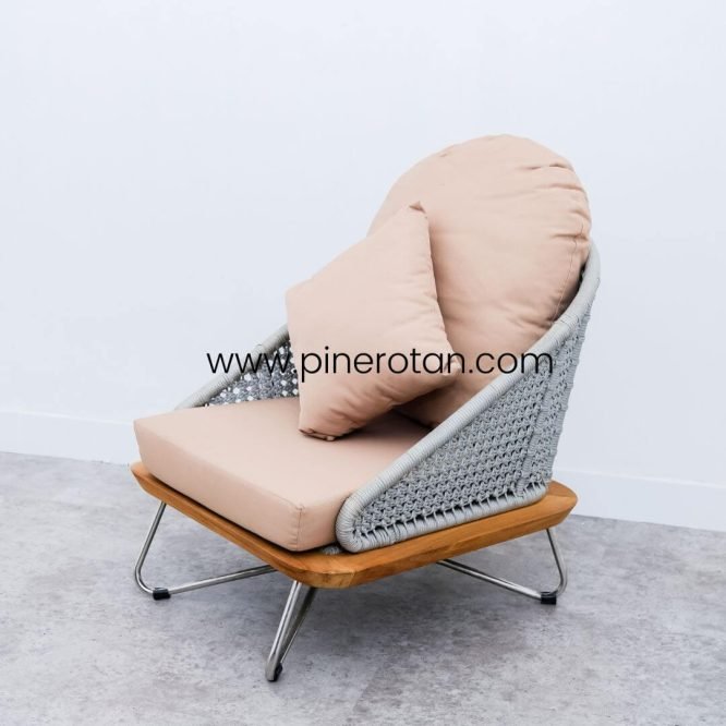 Kursi Santai / Sofa Minimalis Dengan Meja Kayu Jati - Kereta Sofa With Paliyan Coffee Table.