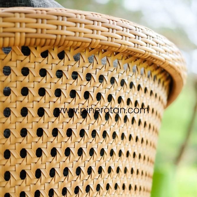Sofa Tamu / Kursi Teras Pine Rotan Sintetis Minimalis - Cassa Design Sofa Warna Plain Honey.