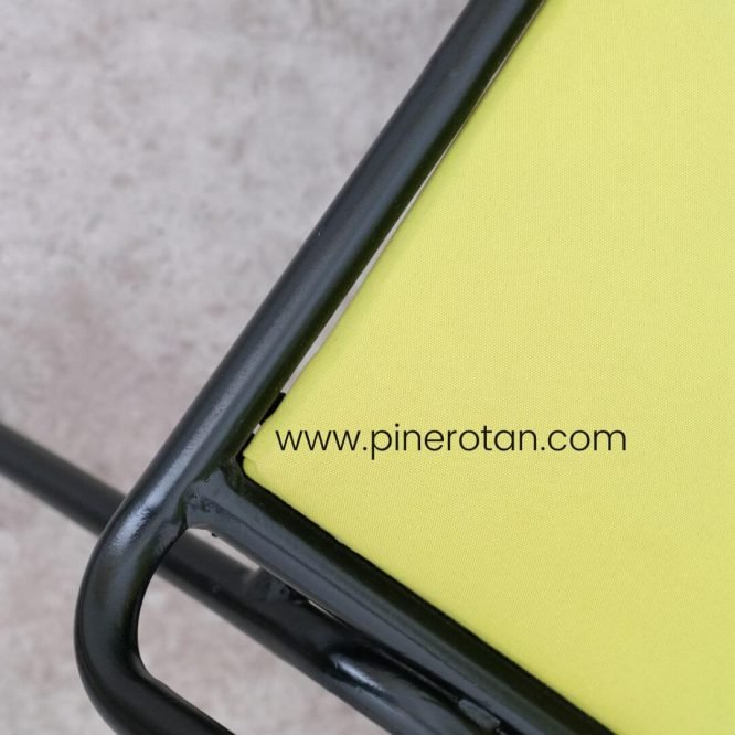 Kursi Teras Besi Vintage Minimalis Dengan Busa - Fernandes Arm Chair.