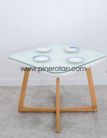 Meja Makan Kayu Rotan - Fender Dining Table