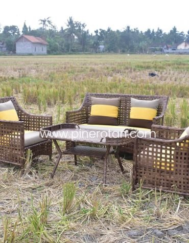 Set Meja Tamu Rotan - Karo Karo Living Set - Red Pine