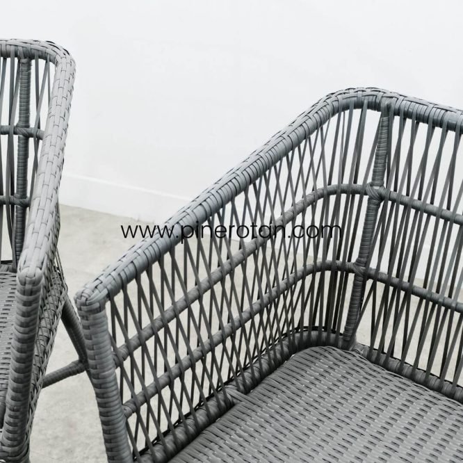 Set Meja Kursi Teras Taman Outdoor Pine Rotan Sintetis / Salute Terrace Set - Pine Side Table - Slate Grey.