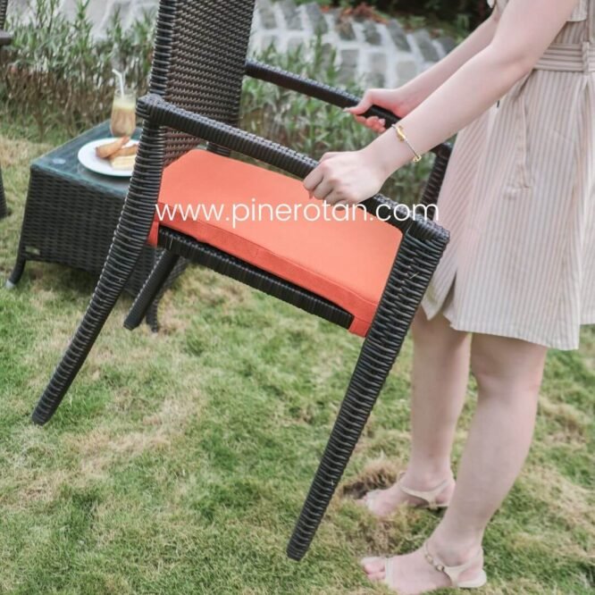 Kursi Teras Outdoor Coklat - Mexico Arm Chair