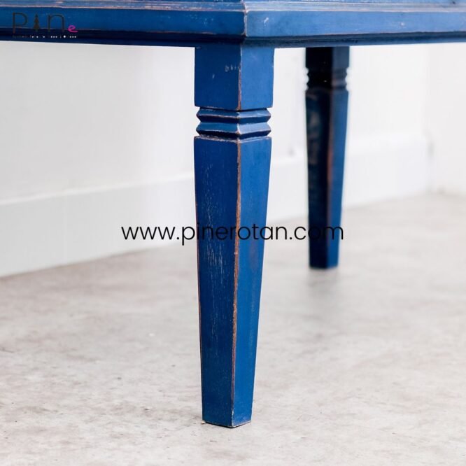 lemari minimalis vintage mariot