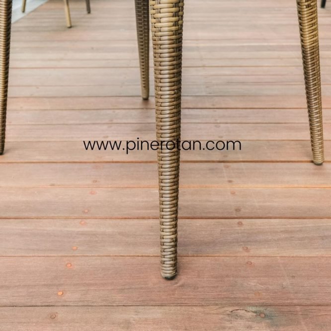 Set Meja Kursi Makan Cafe / Resto Outdoor Rotan Sintetis - Caribia Dining Set - Kingstone Arm Chair - Palm Sugar.