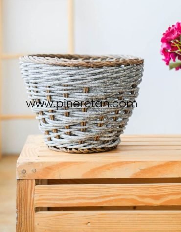 Keranjang Tanaman Rotan Sintetis - Lolo Basket Grey