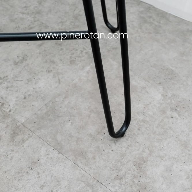 Bar Stool / Kursi Bar Cafe Minimalis Vintage - Dorian Square Bar Stool.