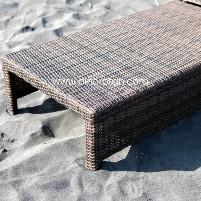 Kursi Rotan Outdoor