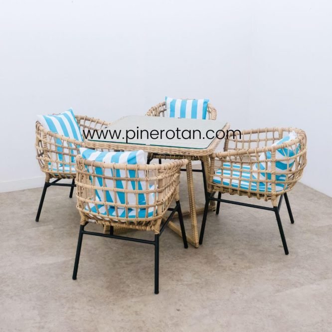 Set Meja Kursi Makan Cafe Minimalis Rotan Sintetis Outdoor 4 Kursi - Fender Dining Set - Mali Arm Chair - Seashell.