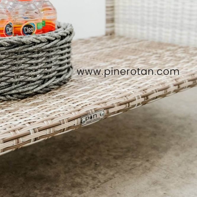 Meja Ruang Tamu Rotan