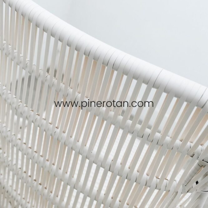 Santiago DC - White Wash - Kursi Makan Rotan Sintetis 4