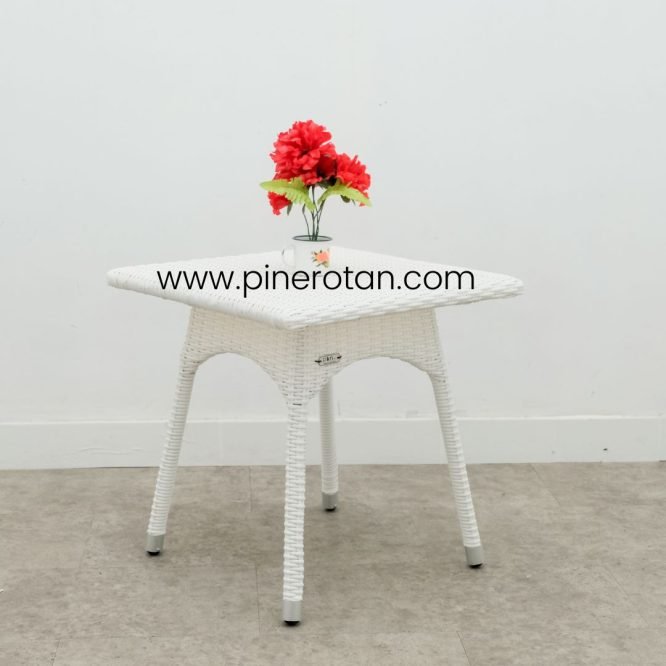 Set Kursi Teras Outdoor Minimalis / Meja Kursi Teras Rotan - Jacky Terrace Set - Pine Side Table - White.