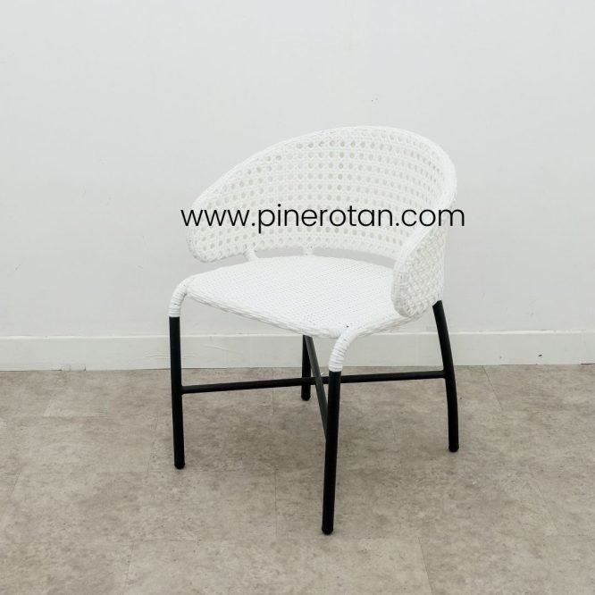 Set Kursi Teras Outdoor Minimalis / Meja Kursi Teras Rotan - Jacky Terrace Set - Pine Side Table - White.