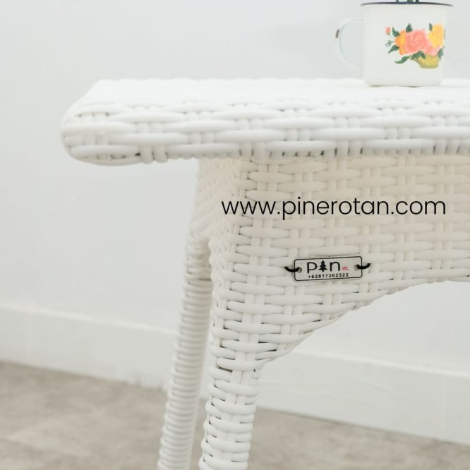 Set Kursi Teras Outdoor Minimalis / Meja Kursi Teras Rotan - Jacky Terrace Set - Pine Side Table - White.