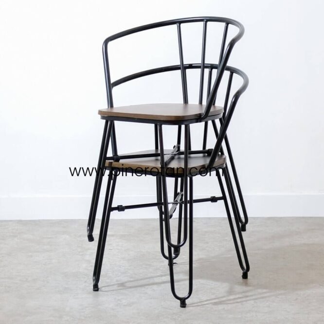 Kursi Industrial Vintage Hitam - Dorian Arm Chair