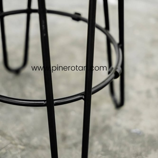 Kursi Stool Bulat Besi Minimalis Modern Cafe Resto / Bangku Vintage Pine Rotan - Dorian Stool.