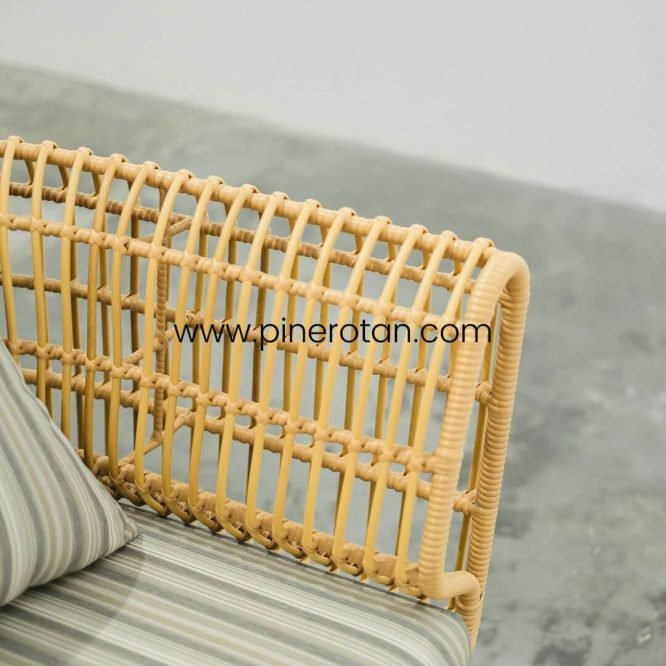 Sofa Tamu Minimalis Modern Pine Rotan / Sofa Teras Taman Rotan Sintetis Premium Outdoor - Terra Sofa 2 Seater - Tavira 180 - Plain Honey.