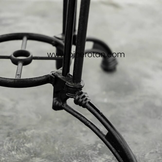 Meja Jati Alumunium Industrial - Harley Davidson Dining Table